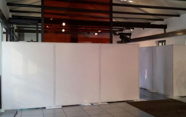 Noleggio Pannelli autoportanti bianchi a Milano